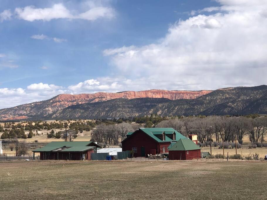 Coddiwomple Cottage, Bryce Canyon Hatch Eksteriør bilde